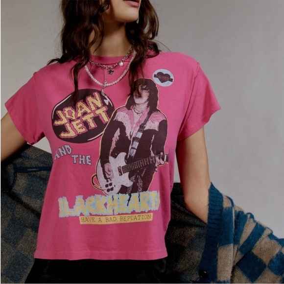 EUC - Joan Jett and the Reputation Daydreamer GF reverse band tee sz Medium - Picture 2 of 4